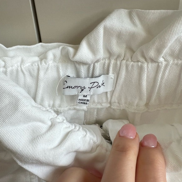 Emory Park Yael Shorts, Size M, White - Picture 8 of 13